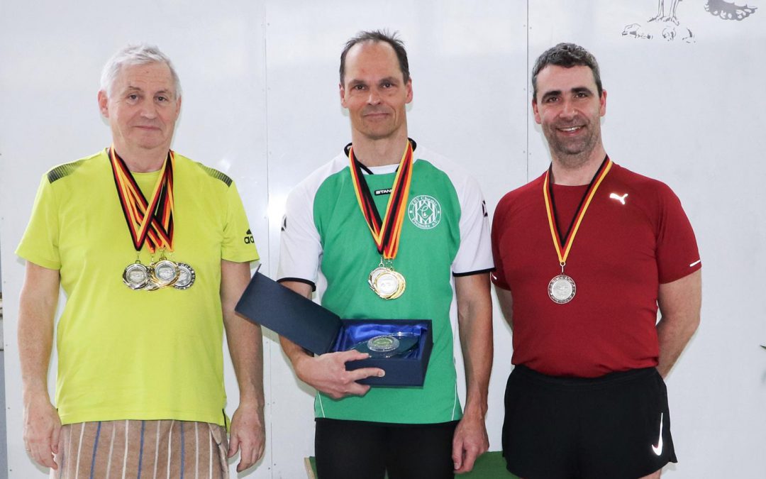 Rolf Stepper mit 3 Siegen beim Masters Schwimmen in Goslar